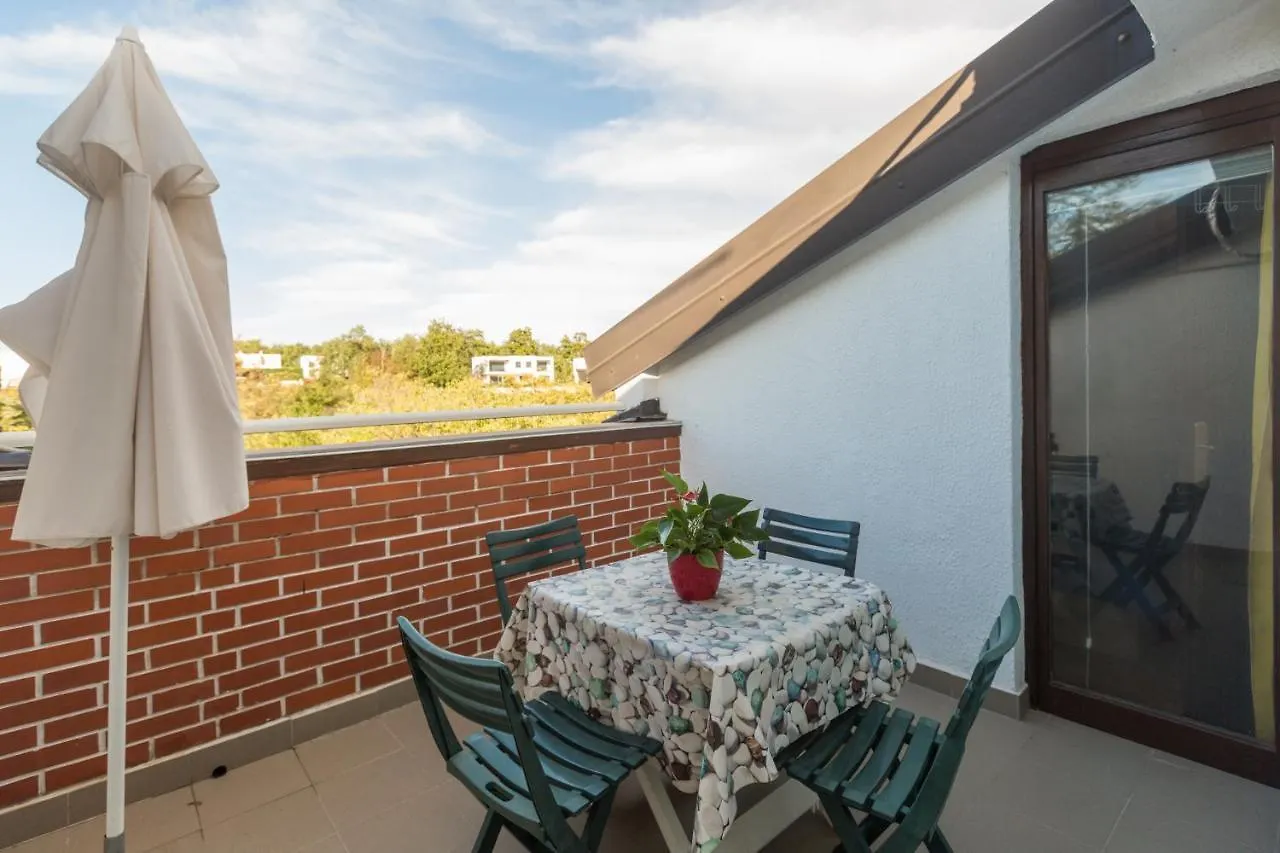 Apartment Karigador 2534B Hırvatistan