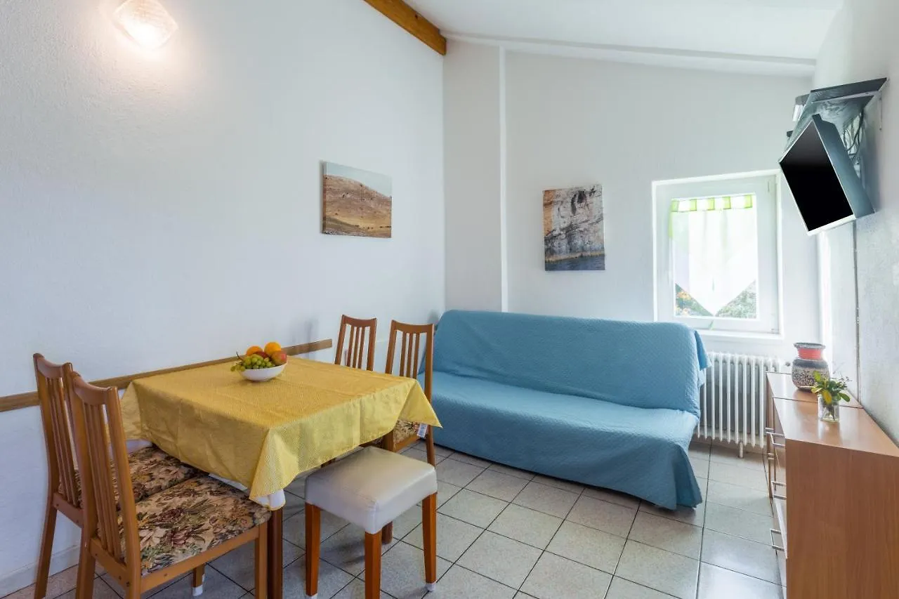 Apartment Karigador 2534B