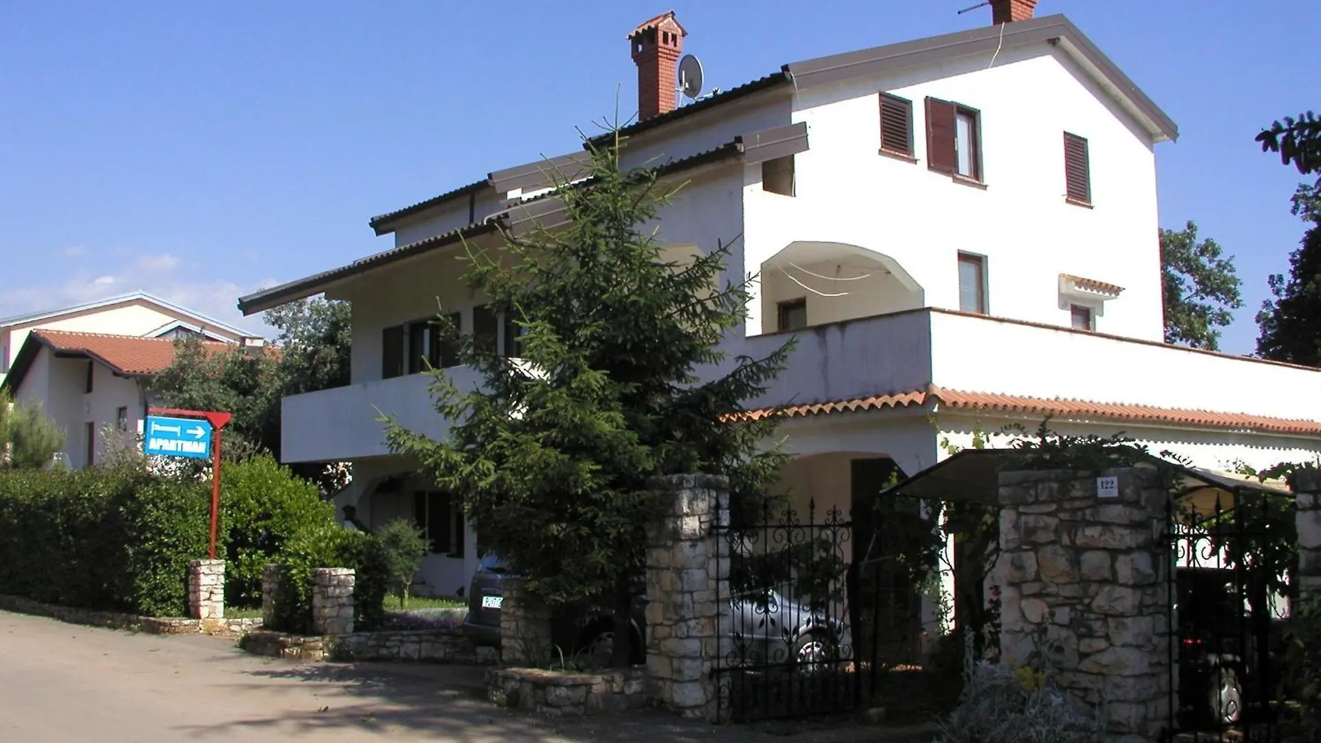 Apartment Karigador 2534B